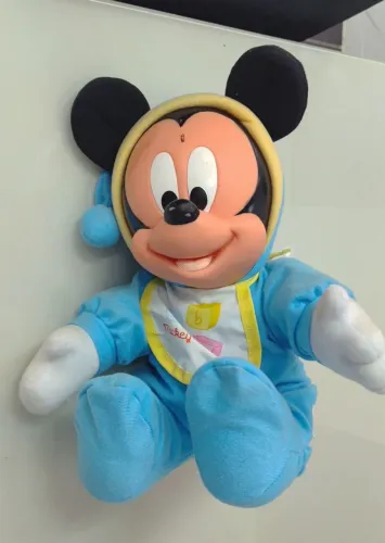 Pelúcia do Mickey