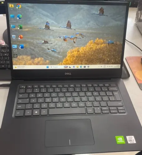 Notebook Dell Vostro 5490 i7 10th