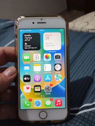 iPhone 8