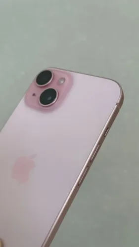 ? iPhone 15 128GB - Rosa?