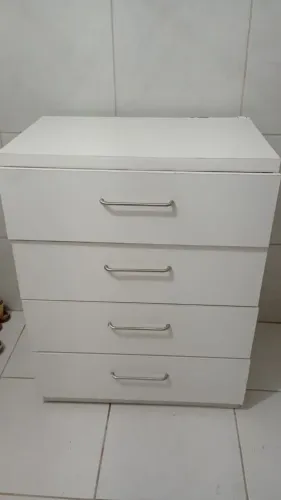 CÔMODA SEMI NOVA