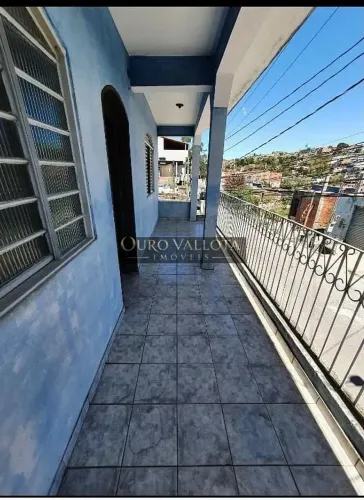 Sobrado com 3 dormitórios à venda, 250 m² por R$ 250.000,00 - Jardim Nova Esperança - Fran
