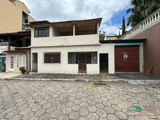 Casa à Venda em Santa Isabel - Domingos Martins/ES