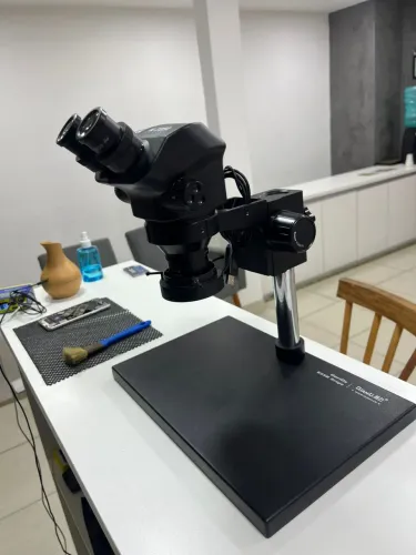 VENDO MICROSCÓPIO AK-7050?