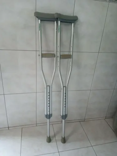 Par de Muletas Tamanho P