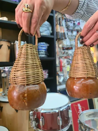 CABAÇA COM CAXIXI