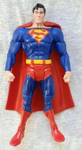 dc universe clássico Superman 16cm
