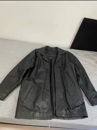 Jaqueta de Couro Original - FABERNE Grife