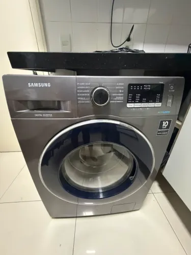 Máquina lava e seca