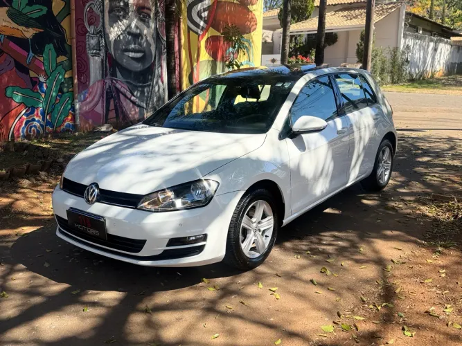 Volkswagen Golf Comfortline 1.4 TSI 140cv Aut. 2015