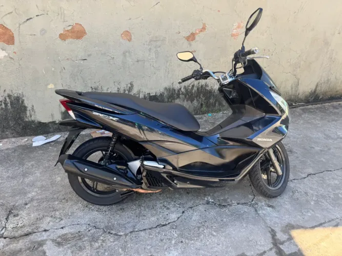 Honda pcx 2018 aceito troca financio cartão de credito 