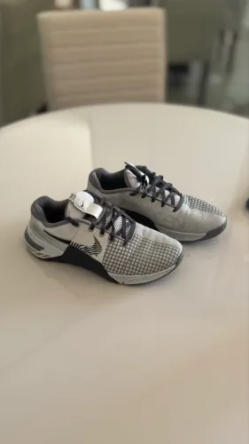 TÊNIS METCON NIKE