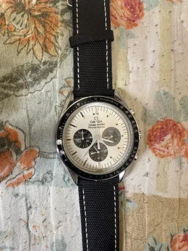 Relógio Omega speedmaster