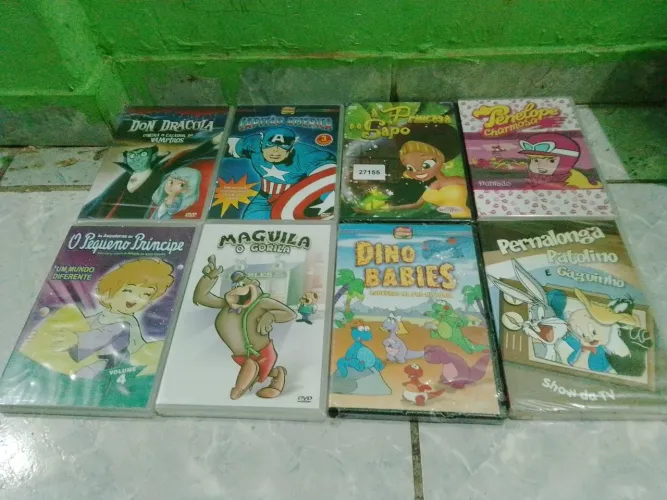 Dvds infantis lacrados 15,00 cada um