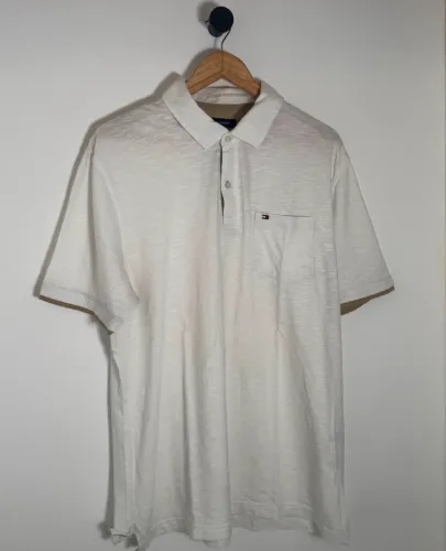 Camisa Polo Tommy Hilfiger Em Linho Branca Com Bolso - Tamanho GG