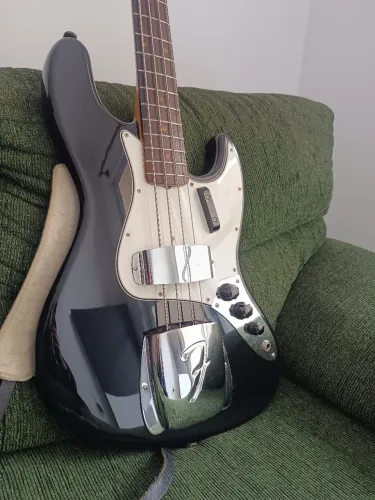 Fender jazz bass AVRI 64 BLACK