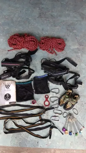 Kit Completo de Escalada e Rapel - Cordas Cadeirihas, sapatilhas, Nuts e Acessórios<br>