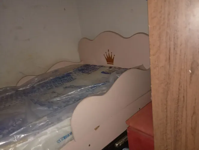 Mini cama com colchão infantil realeza juvenil em mdf