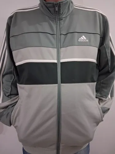 Blusão Adidas Vintage Tam G, veste até XXG...original