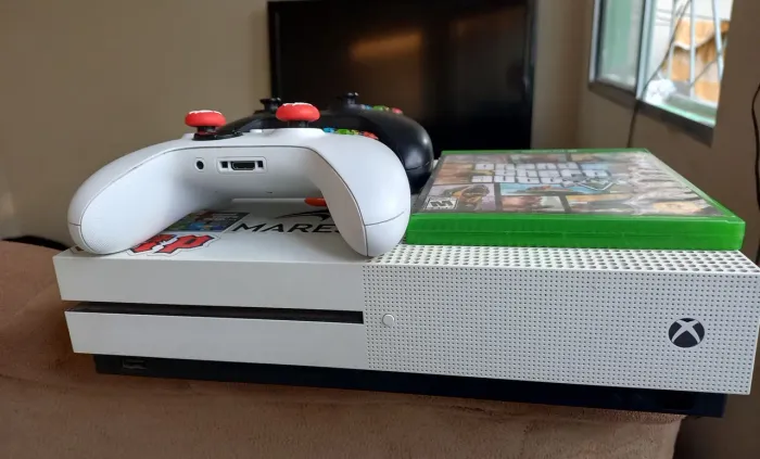 VENDO XBOX ONE S !!