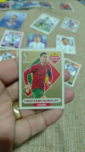 Figurinha legendes extra ticket cr7 ouro 2022 sleve e acrílico 