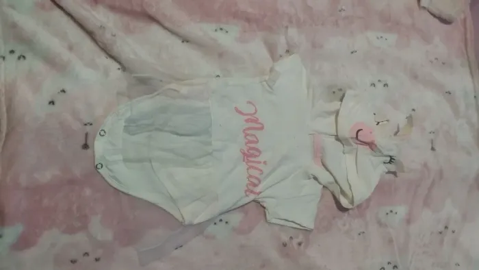 Lote de bebê menina