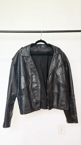 Jaqueta de couro legítimo preta vintage 