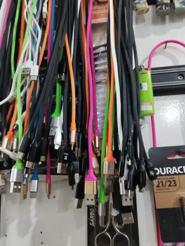 CABOS PARA CELULAR