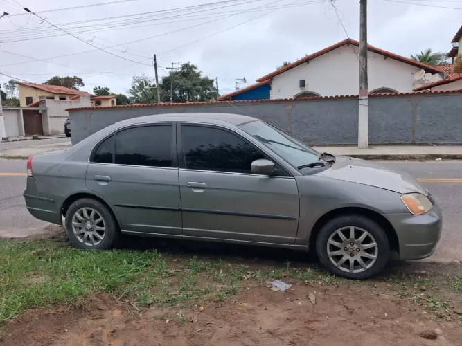 Honda Civic Sedan LX 1.7 16V 115cv Mec. 4P 2002