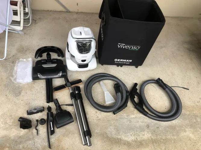 Vendo aspirador inteligente VIVENSO 