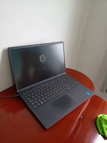 Notebook Dell Inspiron 15 3520 -Tela 120 Hz - i5 1235u 4.40GHz - 512gb
