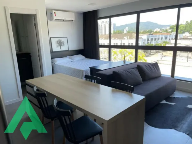 Loft mobiliado para locação por R$ 2.200,00 - Bairro Itoupava Seca - Blumenau/SC
