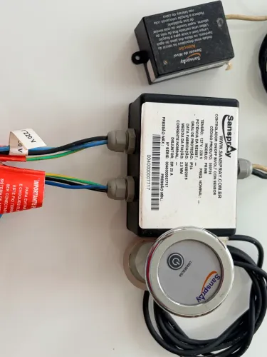 Acionador Eletrônico c/ Sensor De Nivel Sanspray P/ Banheira 127/220v