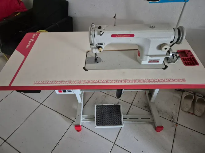 Vendo máquina de costura industrial