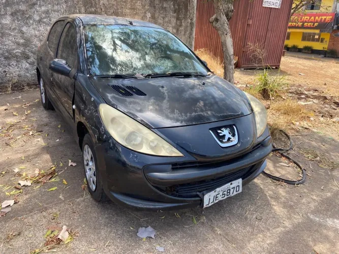 Peugeot 207 XR 1.4 Flex 8V 5P 2009