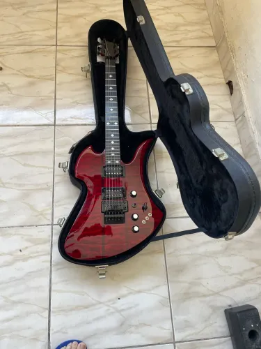 Bc Rich Mockingbird ST + Marshall JCM2000 TSL602