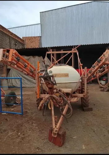 Pulverizador jacto