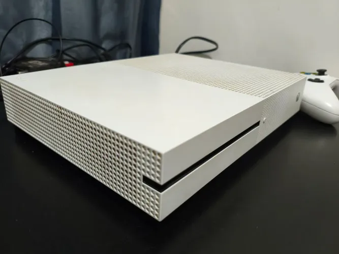 Xbox One S 512GB