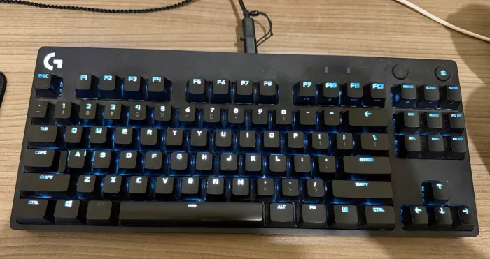 Teclado Gamer Logitech G Pro