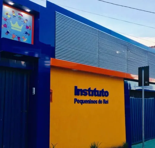 Vaga para professora