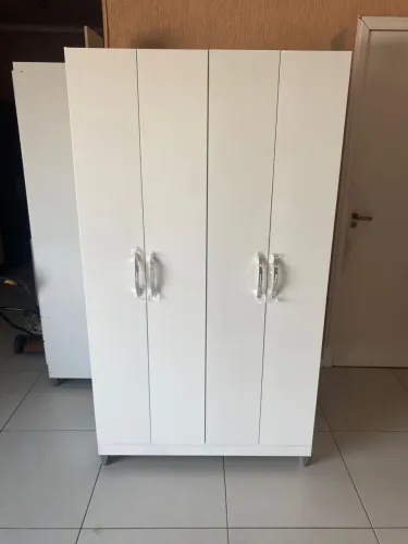 Armário multiuso com prateleiras - entrego hoje