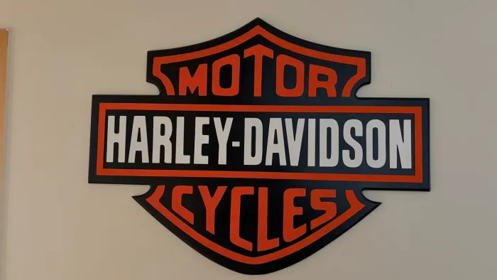 Quadro Harley-Davidson de madeira maciça