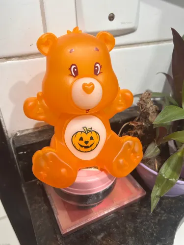 Ursinho carinhosos colecionável laranja hallowen