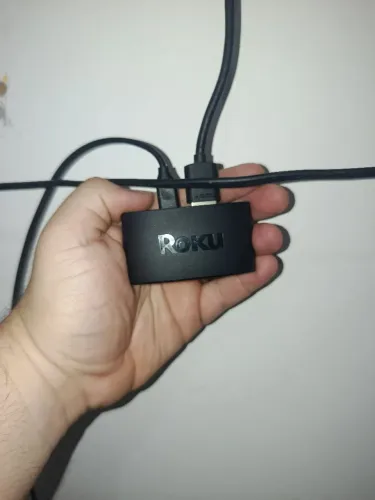 TV AOC , 42 POLEGADAS , COM ROKU TV