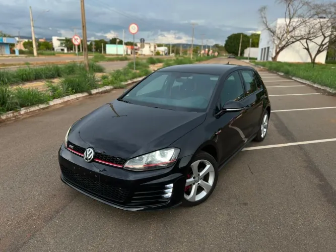 Volkswagen Golf GTI 2.0 TSI 220cv Aut. 2017