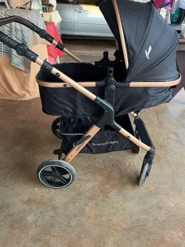 Carrinho de bebê Moisés +bebê conforto+base de carro
