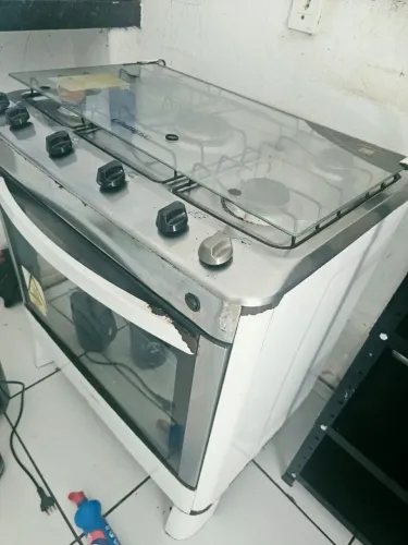 Fogão Esmaltec 5 bocas funcionando tudo, forno funcionando 