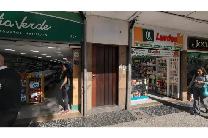Sobrado/Loja no coração da R do Imperador Centro Petrópolis