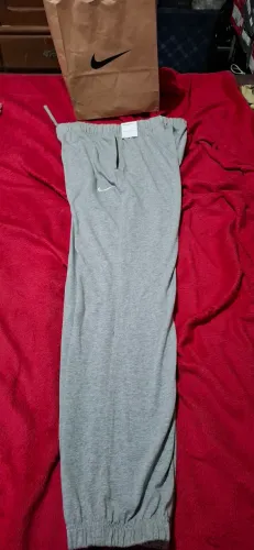 Calça de moletom nike original 