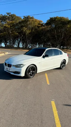 BMW 320I A 2.0 Turbo/activeflex 16V 184cv 4P 2015
